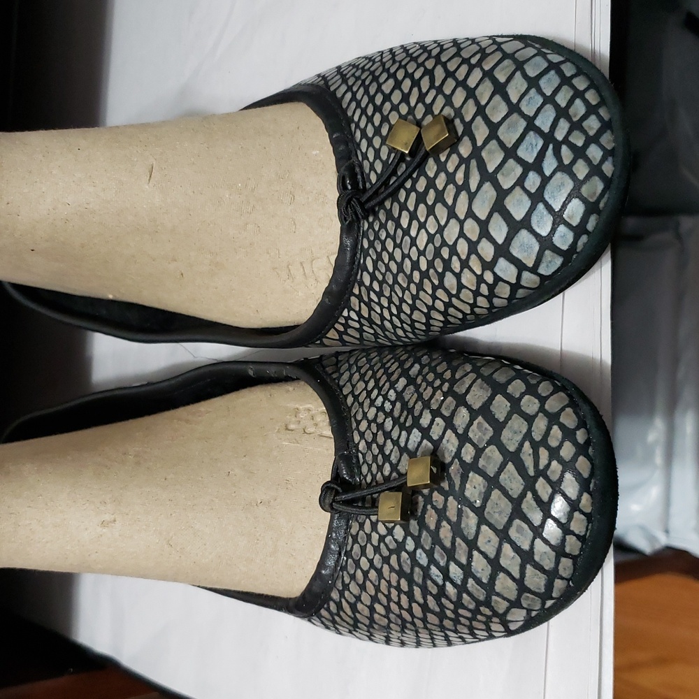 BERNARDO Snake Print Ballet Flat Shoes